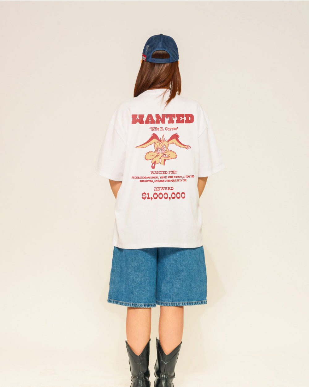 Wanted: Wile E Coyote Oversized Tee Unisex