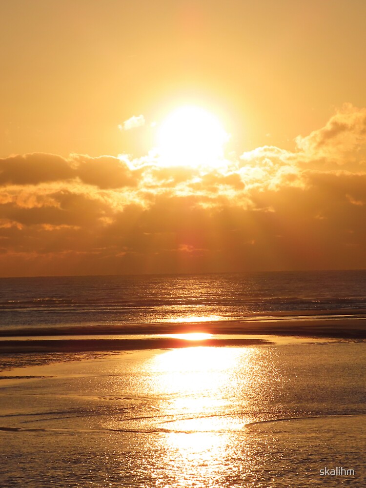 Golden sunrise ocean by skalihm