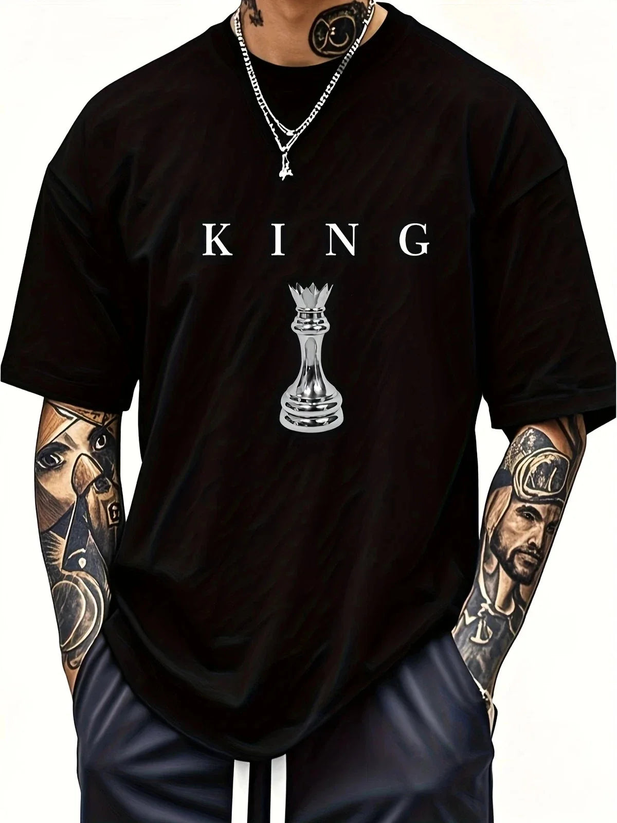 Chess King | Minimalist Urban King Graphic Tee Unisex