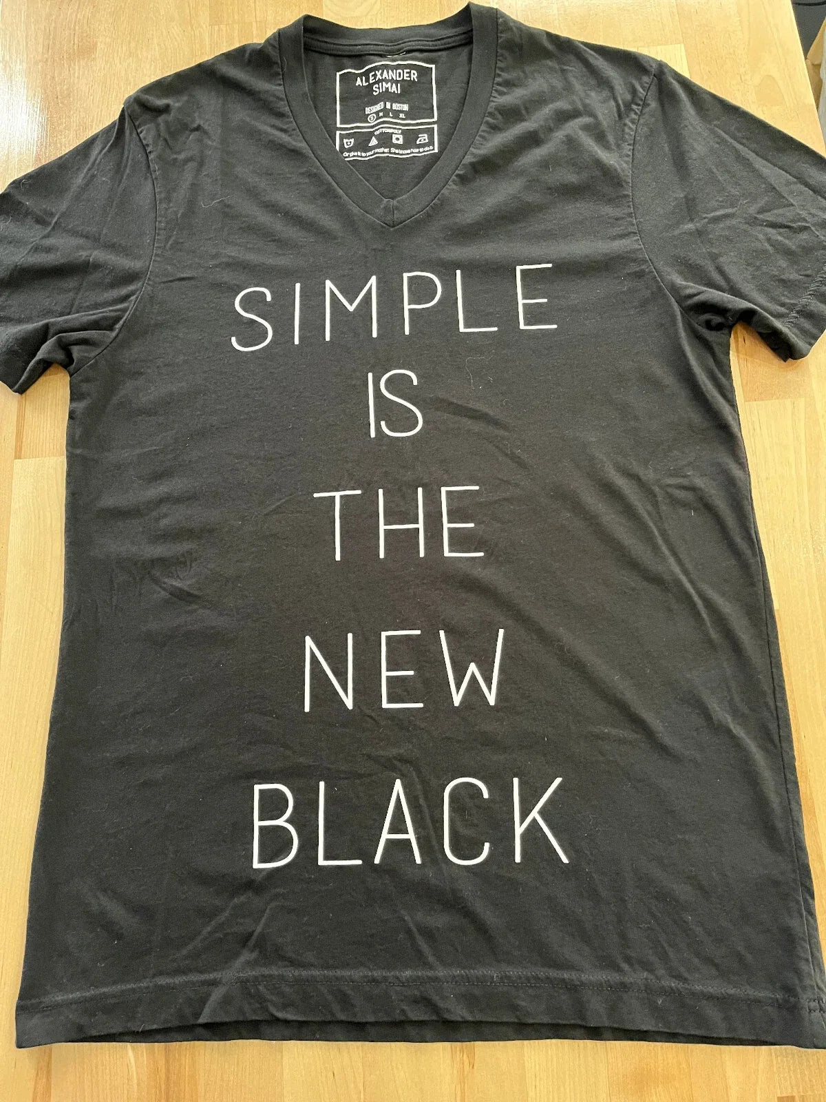 Alexander Simai Simple Is The New Black Graphics BLACK Tshirt - Men's Sz S Unisex