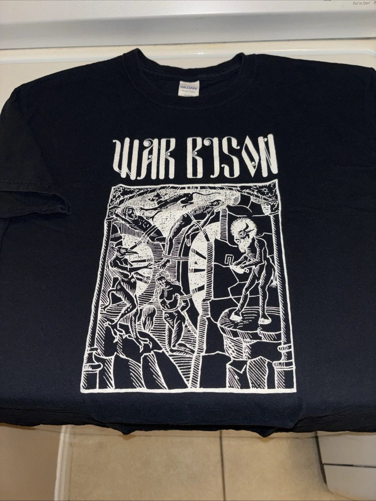 Gildan Men's Short Sleeve Black Tshirt Size Large With Custom Made War Bison Unisex