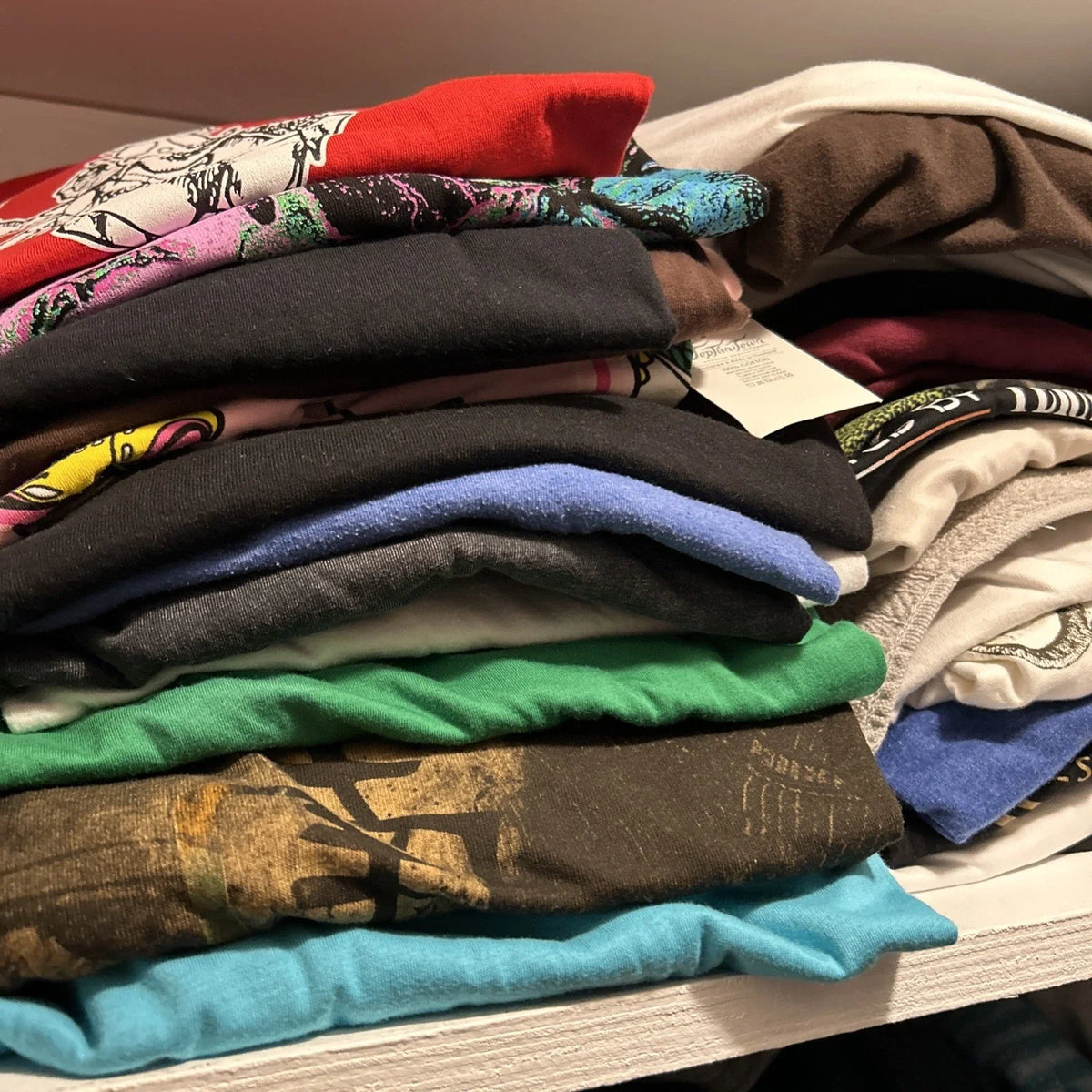 Random Graphic Shirt Lot Of 10 Mens Size XL Throwback Vintage Retro Reseller Unisex