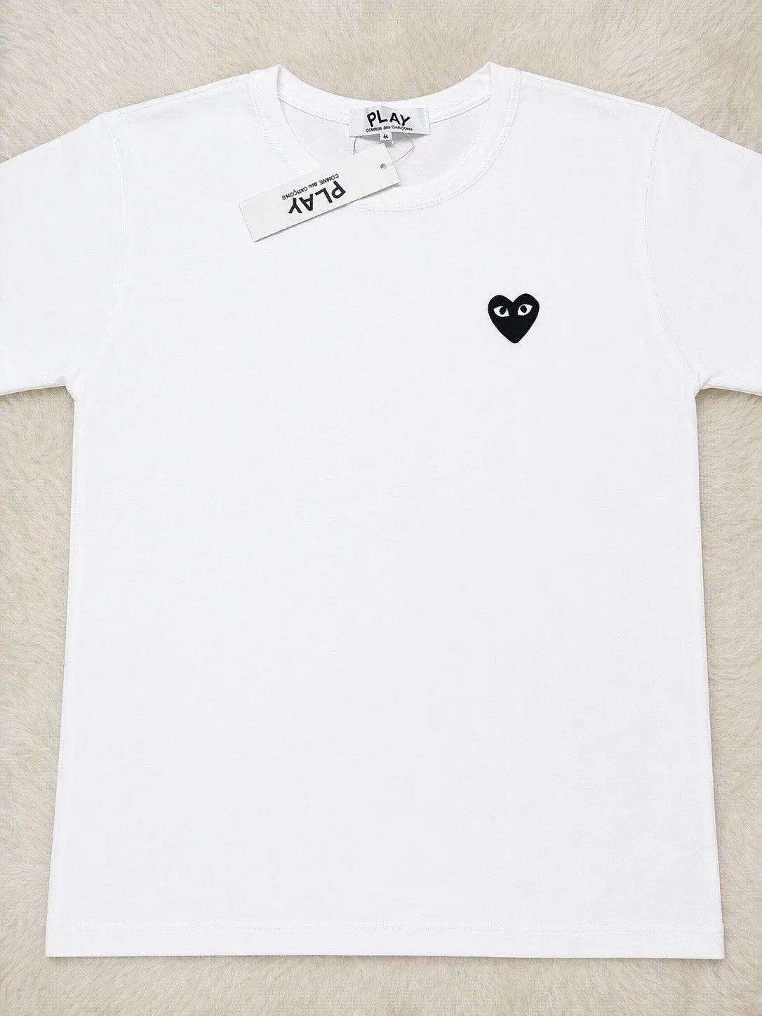 Comme Des Garcons Play Black Heart Logo White Men's Short Sleeve T Shirt Size M Unisex