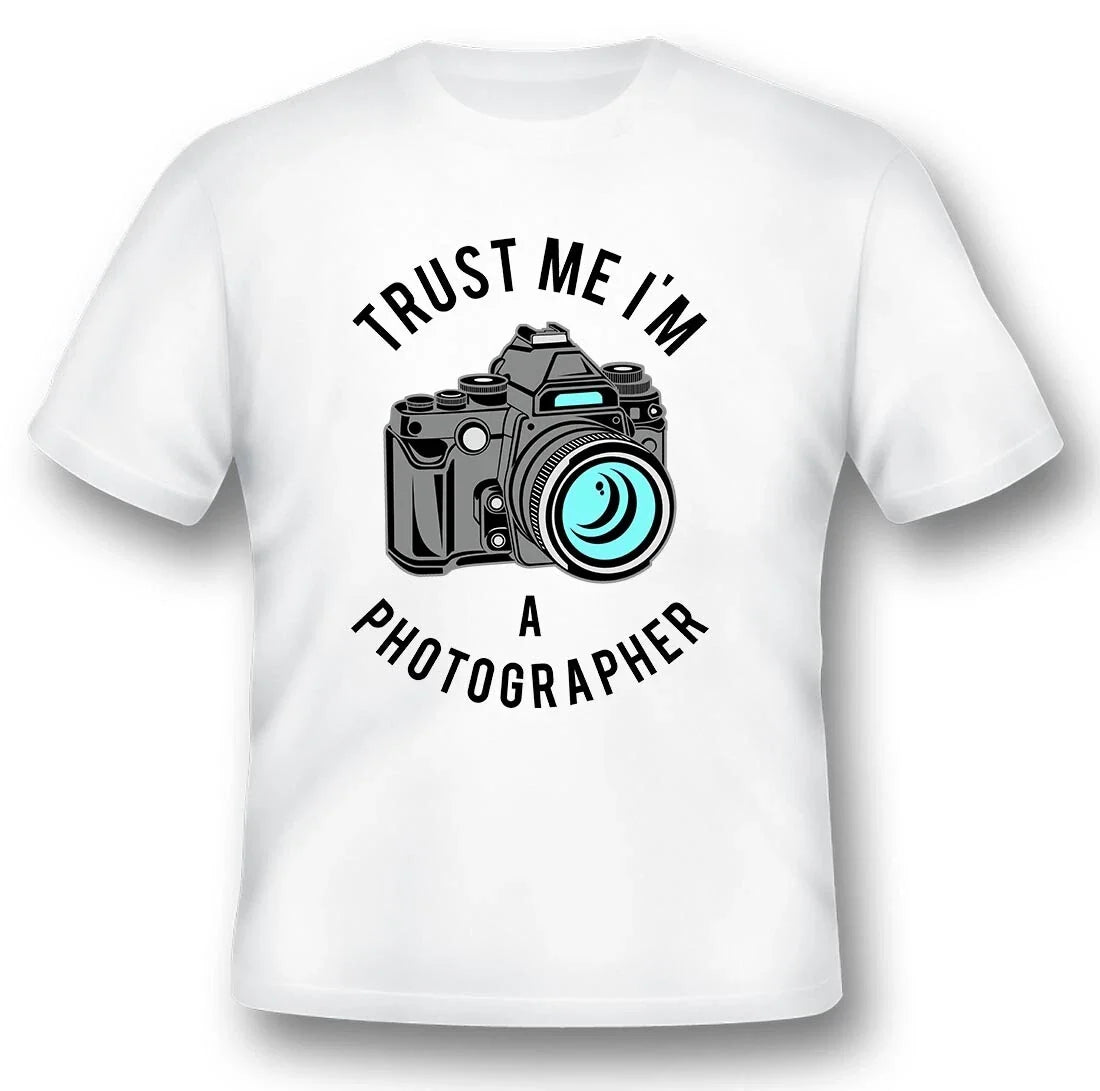 Trust me Im a Photographer black or white tee Unisex