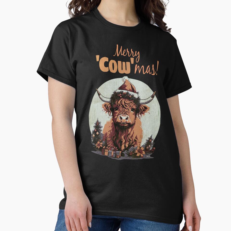 Highland Cow Christmas, Merry Christmas , Scottish, Cow Xmas Farmer, Christmas sweater with cute Highland Cow by Collagedream