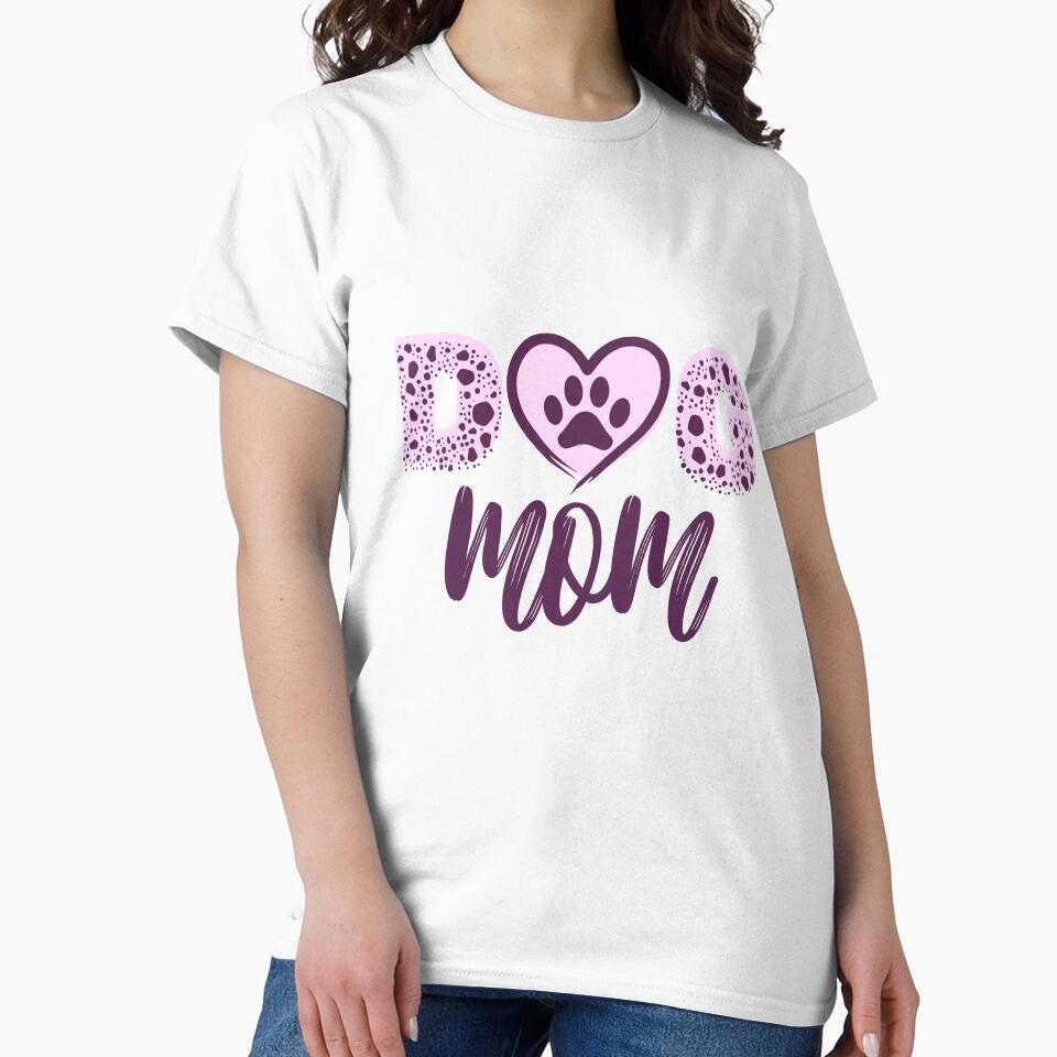 Dog Mom – Paw Heart Typography by PawsAndPallette
