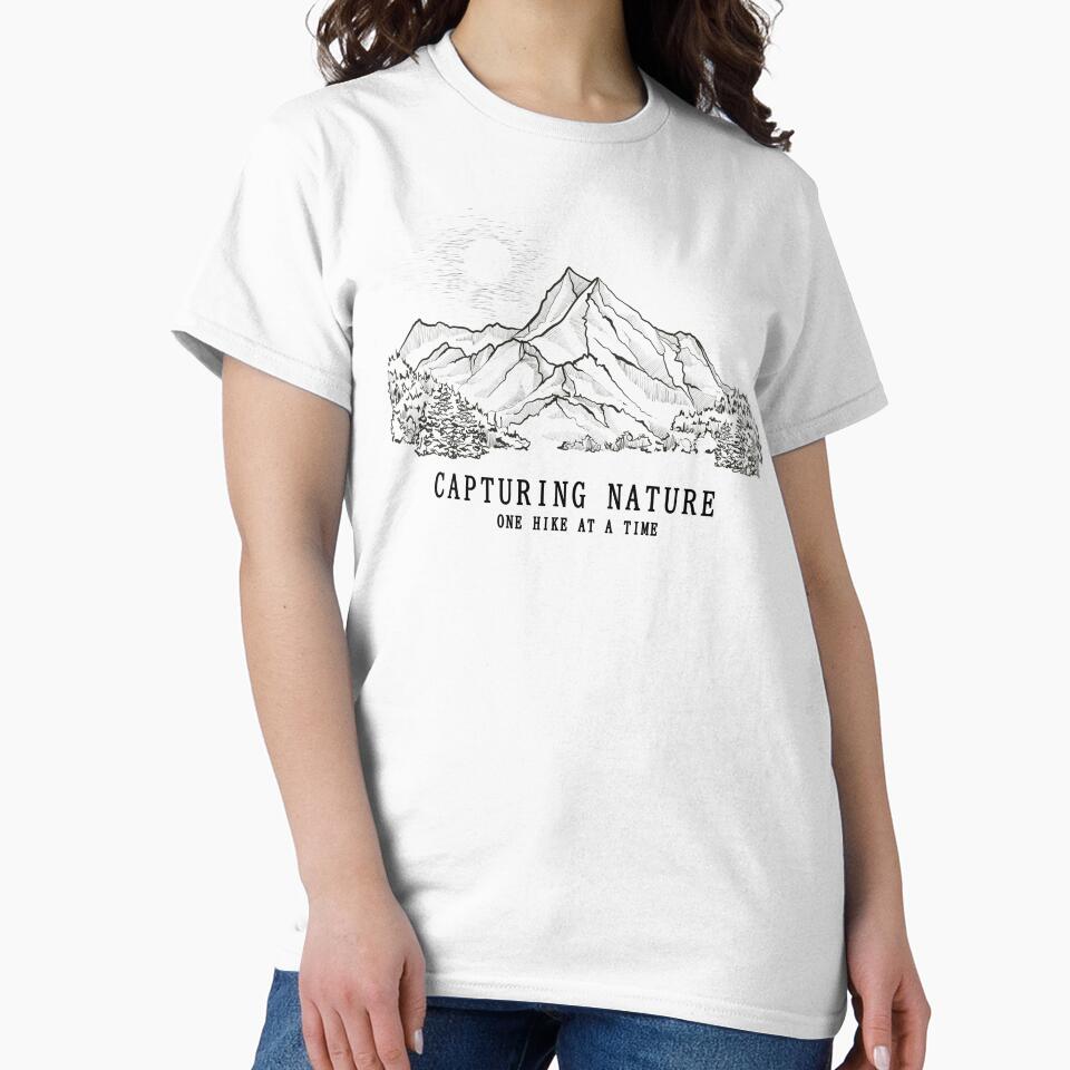 Adventure hiking for photographer by Matoforma
